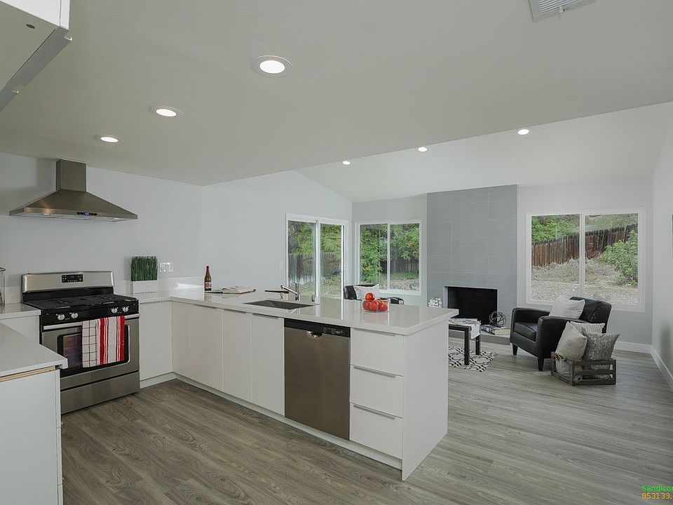 1st image of 9830 La Tortola Pl