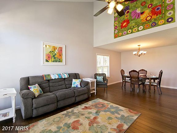 3rd image of 107 Coopworth Ct