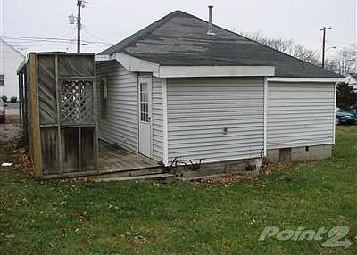 2nd image of 23 Franklin Ave