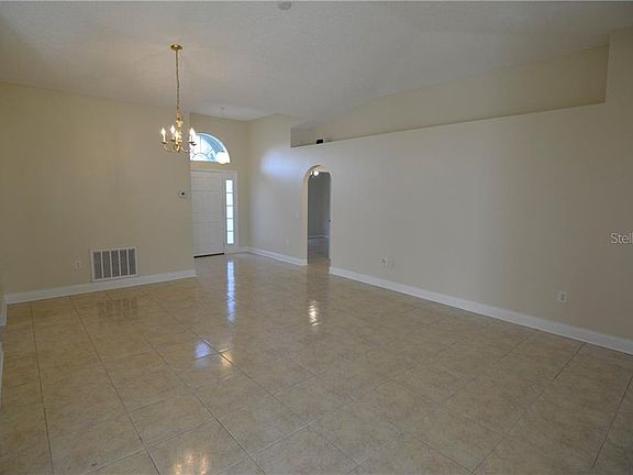 3rd image of 247 Fairfield Dr