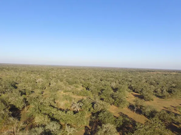 287 Batey Rd, Seguin, TX 78155