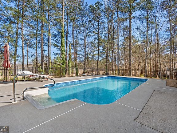 4th image of 7255 Confederate Ln