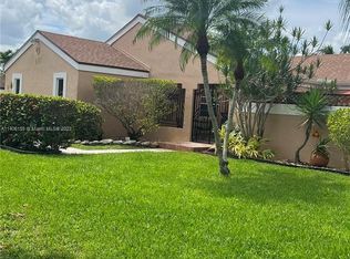 15240 SW 153rd St, Miami, FL 33187