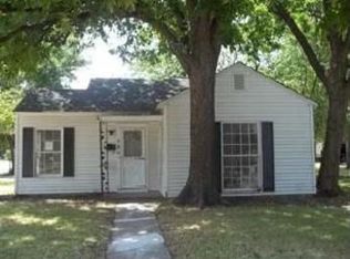 513 SE 12th St, Grand Prairie, TX 75051
