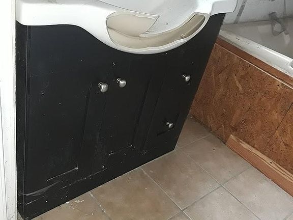 5th image of 2326 Rowan St