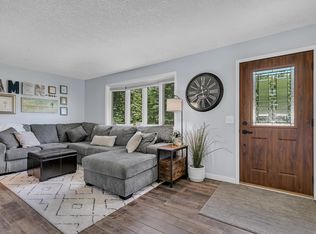 1433 Riverside Ave N, Sartell, MN 56377