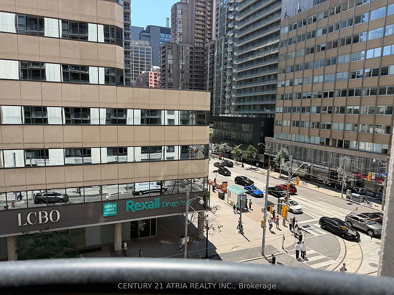 801 Bay St #602 — Photo 17