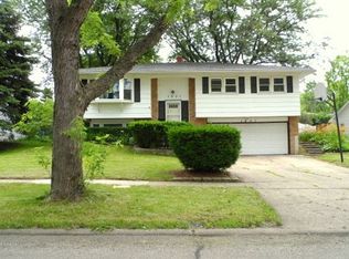 1831 Marigold Ln, Hanover Park, IL 60133