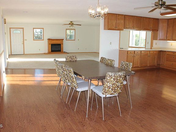3rd image of 11256 34th St SE
