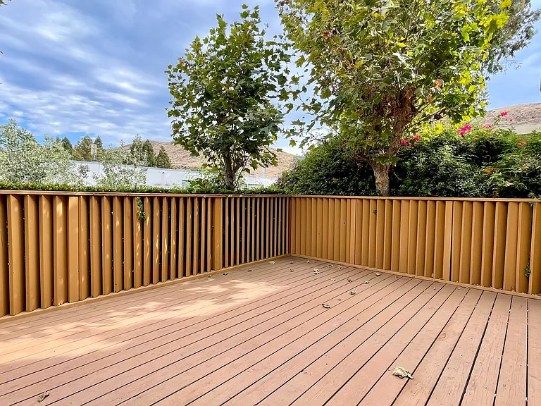 585 Bluerock Dr — Photo 7