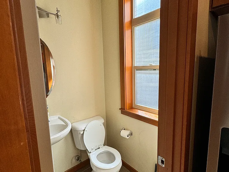 4314B 8th Ave NE #B — Photo 19