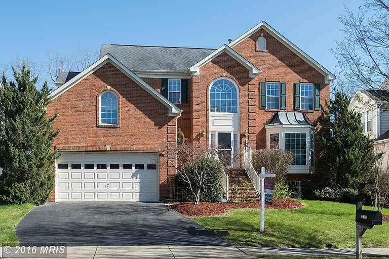 1st image of 13701 Valley Oak Cir
