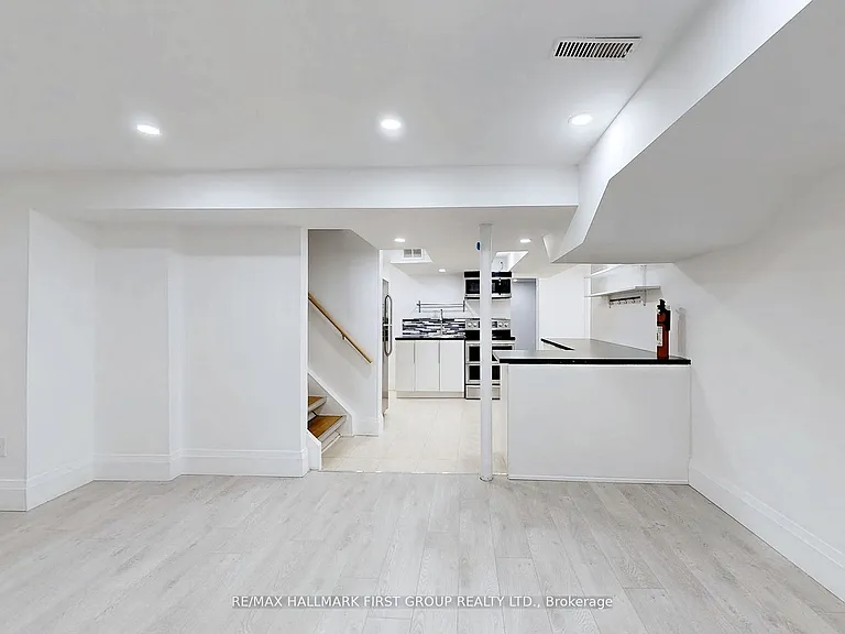 1 Bramwell Dr — Photo 6