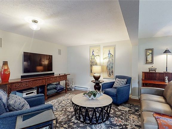 3rd image of 7738 Clarion Dr