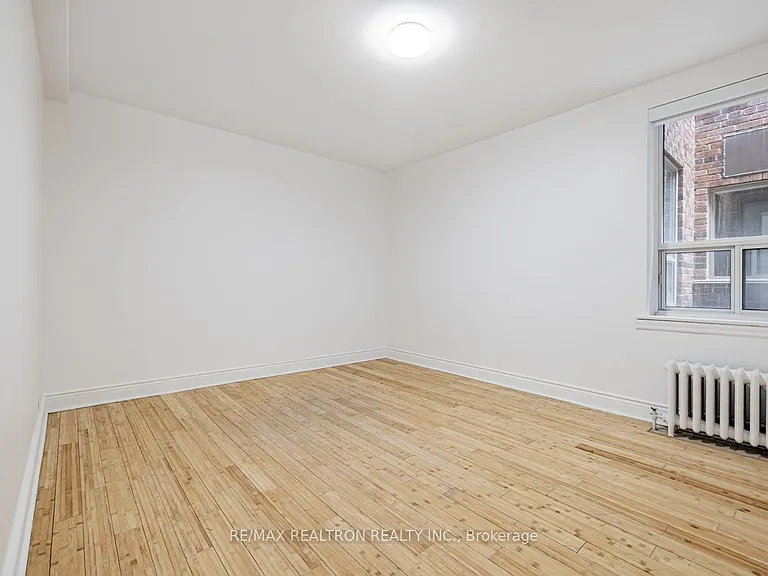 1840 Bathurst St #104 — Photo 13