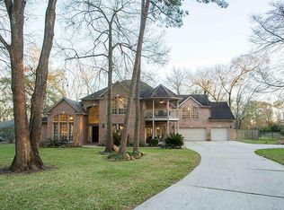 2032 Old River Rd, Montgomery, TX 77356