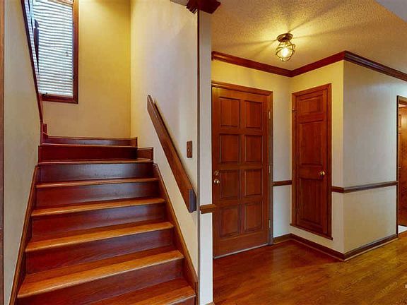 5th image of 3600 Ameshia Dr