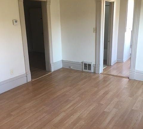 3rd image of 1206 N Mantua St APT 1
