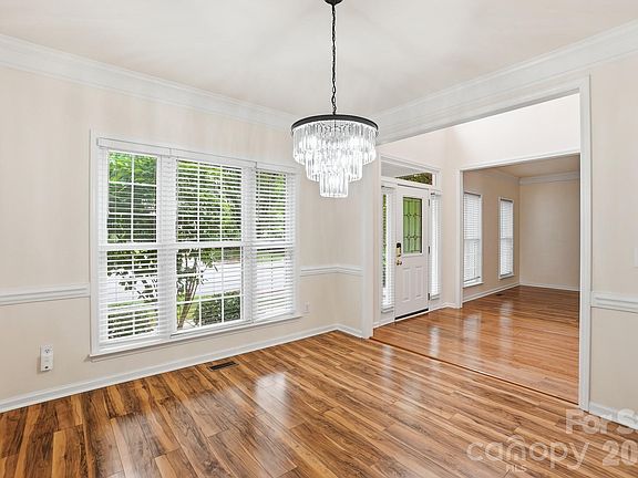2nd image of 2940 Shady Reach Ln