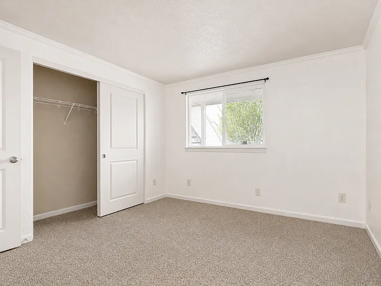510 SE 157th Ave #35 — Photo 15