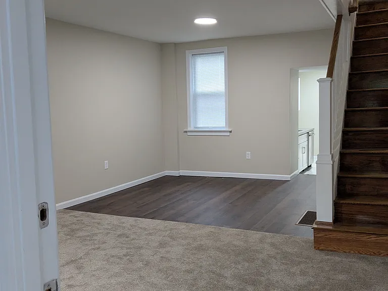 Entry & Stairway