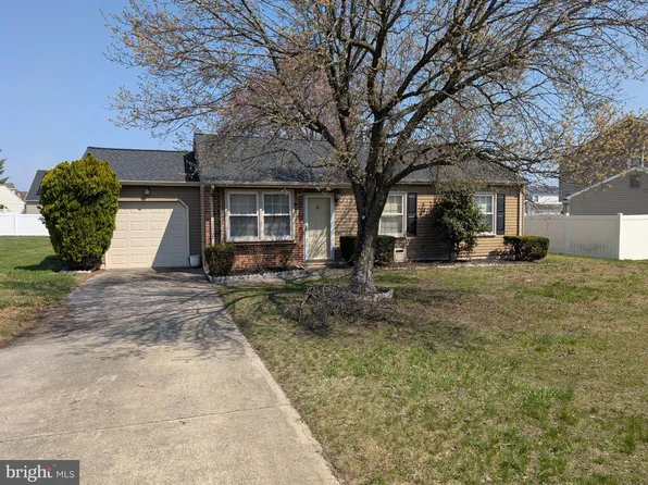 22 Argyle Ave, Blackwood, NJ 08012