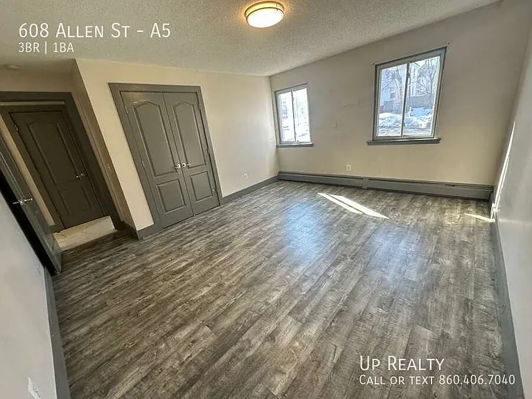 608 Allen St #A5 — Photo 4