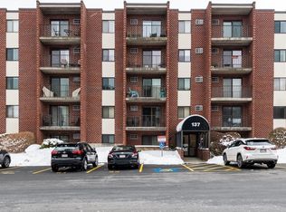 137 Franklin St #106, Stoneham, MA 02180