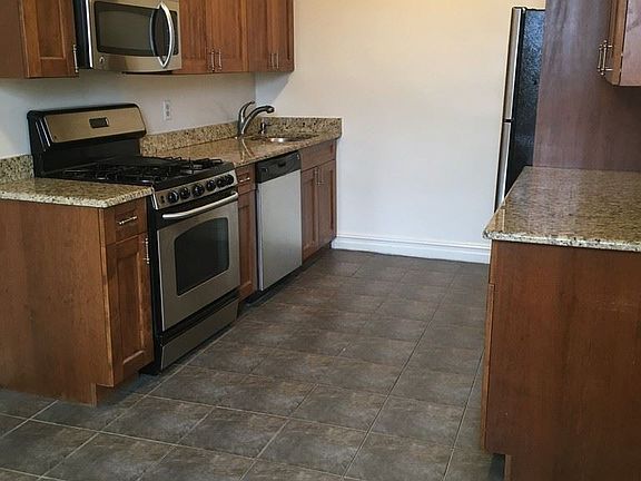 3rd image of 4721 41st St APT D5
