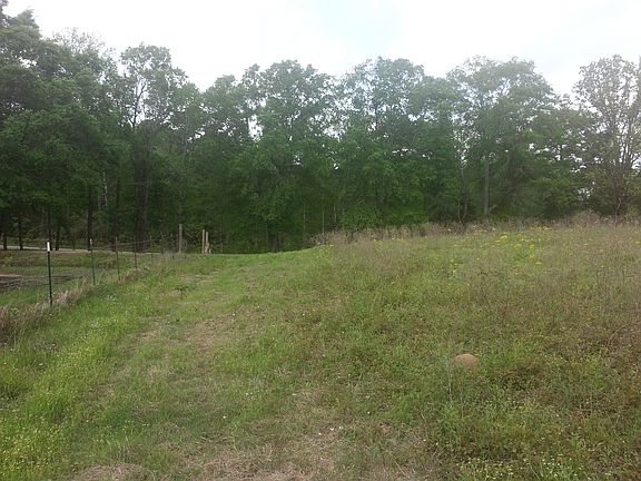 4th image of 15494 Fm 1797 E
