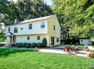 377 Lincoln Pl, New Milford, NJ 07646