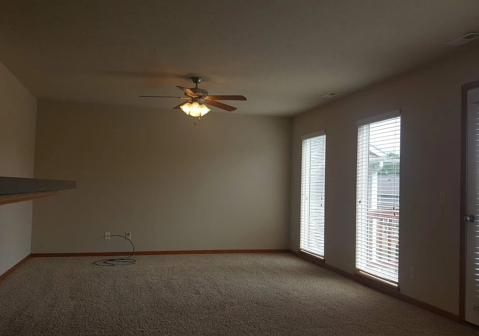 6128 LaRoche Road — Photo 4