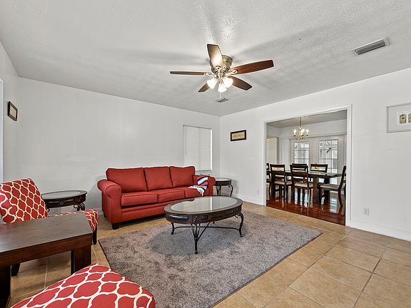 5th image of 4928 Perrine Dr