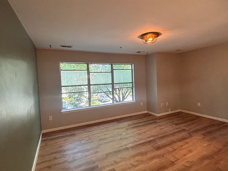 14201 Wolf Creek Pl #6 — Photo 29