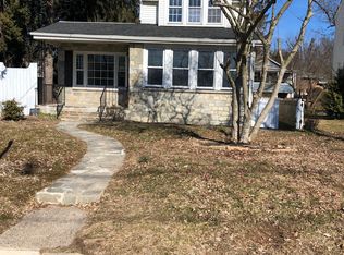 638 Sanhican Dr, Trenton, NJ 08618