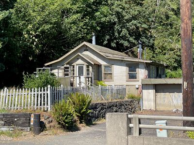 575 N Bay Blvd, Toledo, OR, 97391