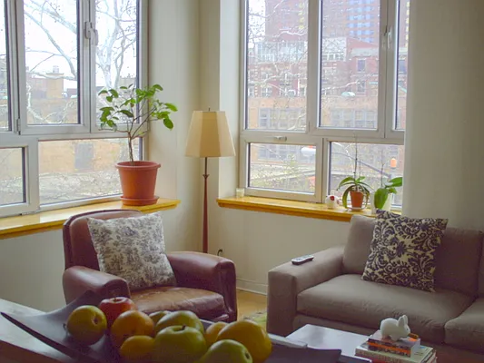 Rented by Chartwell Manhattan Realty | media 9