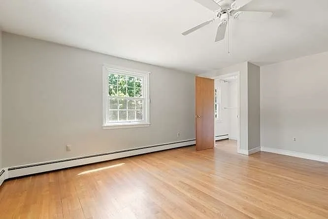 6 Conestoga Rd — Photo 33