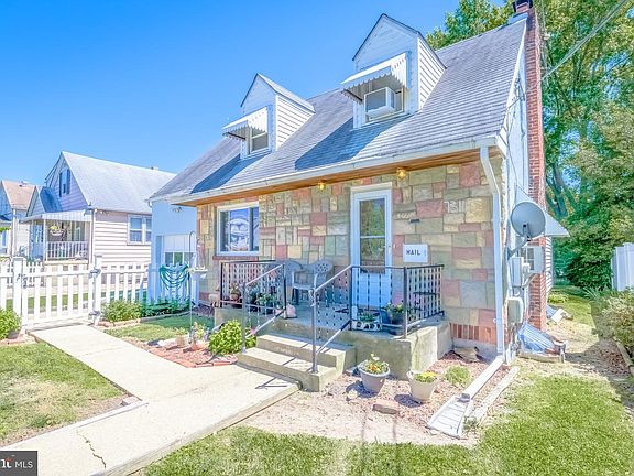 3rd image of 7311 School Ln