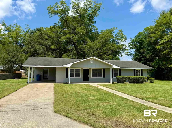 103 Kimberly St, Brewton, AL 36426