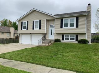 1603 Patricia Dr, Kearney, MO 64060