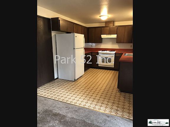 3rd image of 9102 115th St E