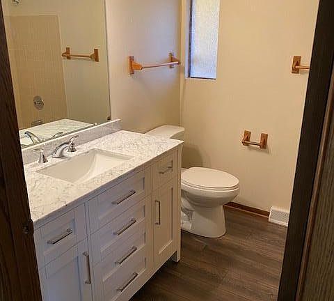 4th image of 1476 Cedar Dr
