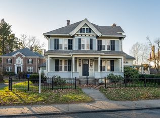 218 Longhill St, Springfield, MA 01108