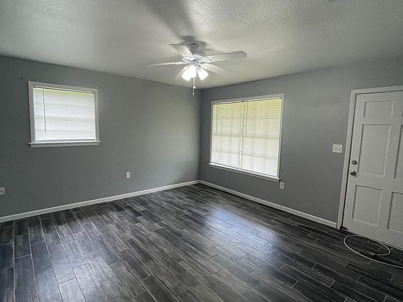 5th image of 34 Venetian Way