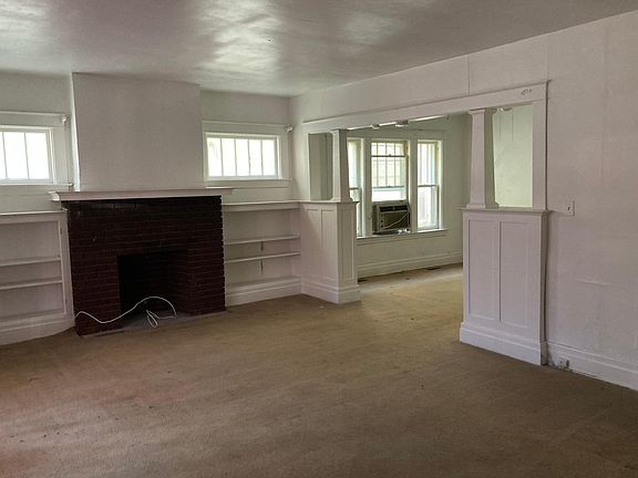 2nd image of 454 9th St #1