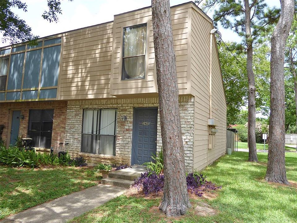 1st image of 2400 Miramar Ct