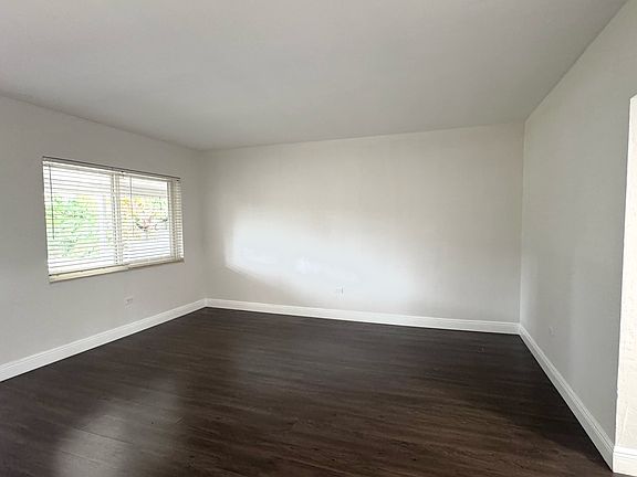 3rd image of 11105-07 NE 9th Ave #11105