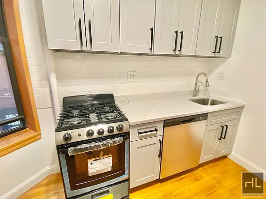 Rented by Highline Residential | media 10