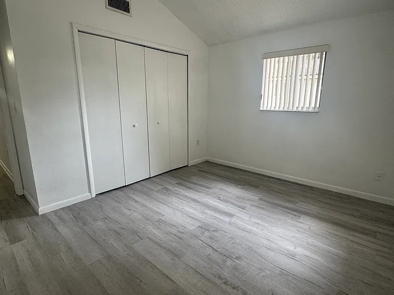 218 S Rossiter St #218 — Photo 8